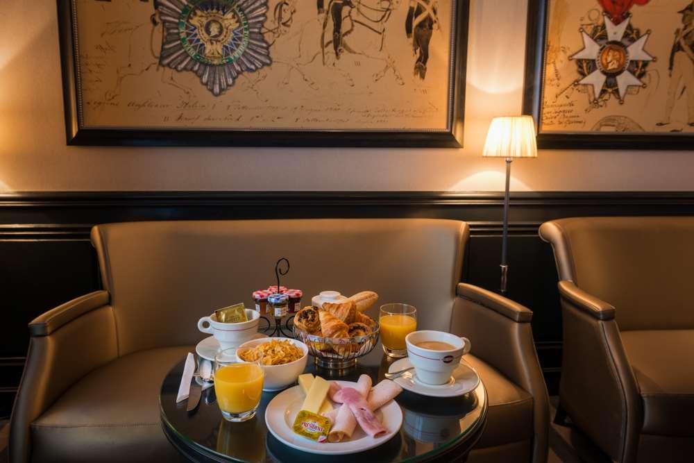 Hotel Saint Cyr Etoile Paris Restaurante foto